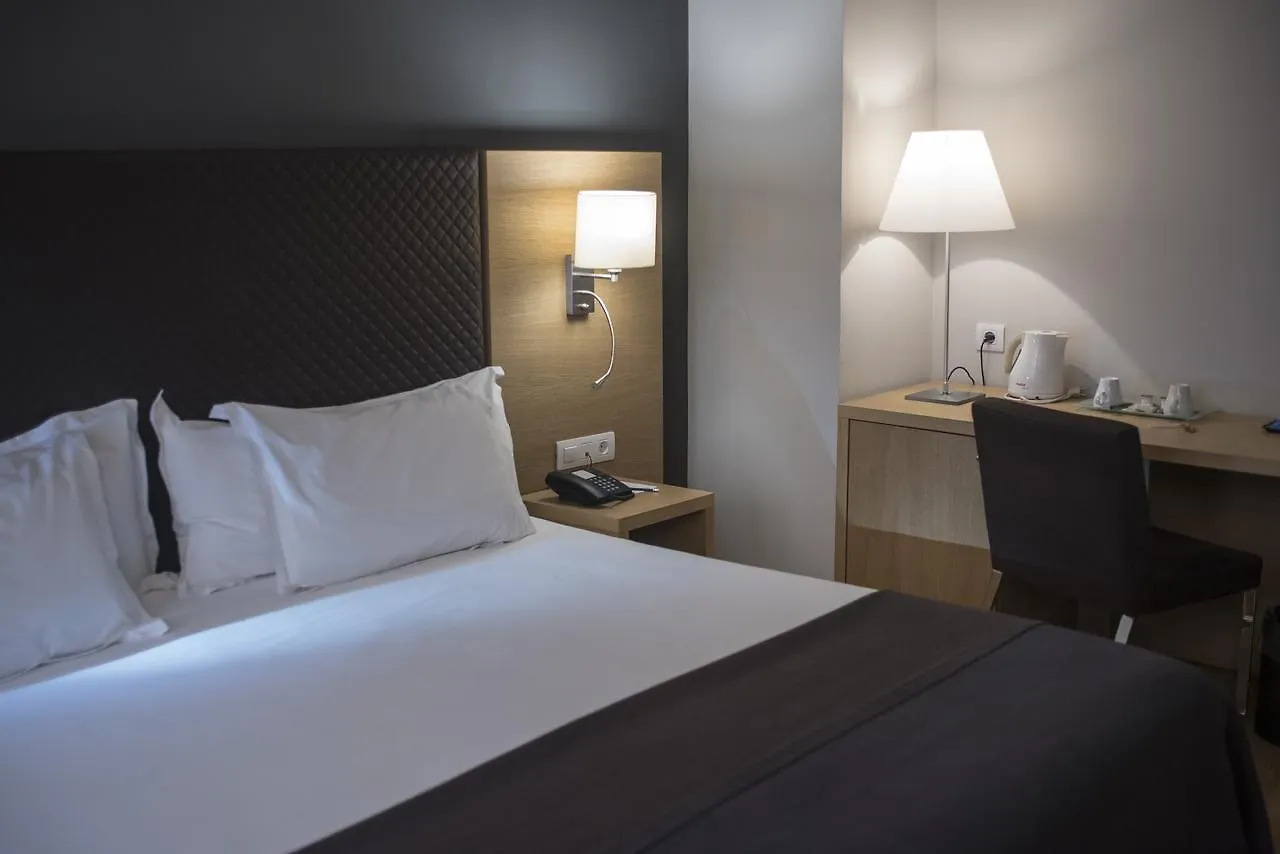 Silken Ramblas Barcelona 4*,